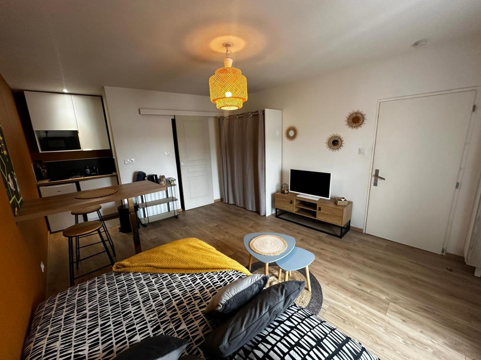 Le Petit Phucket - Centre Ville - Wifi Niort Bagian luar foto